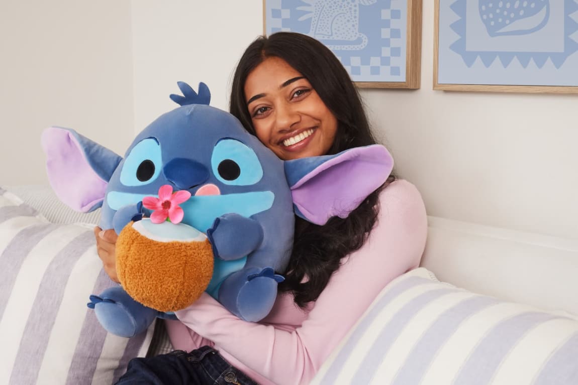 425965-disney-snackle-14in-21