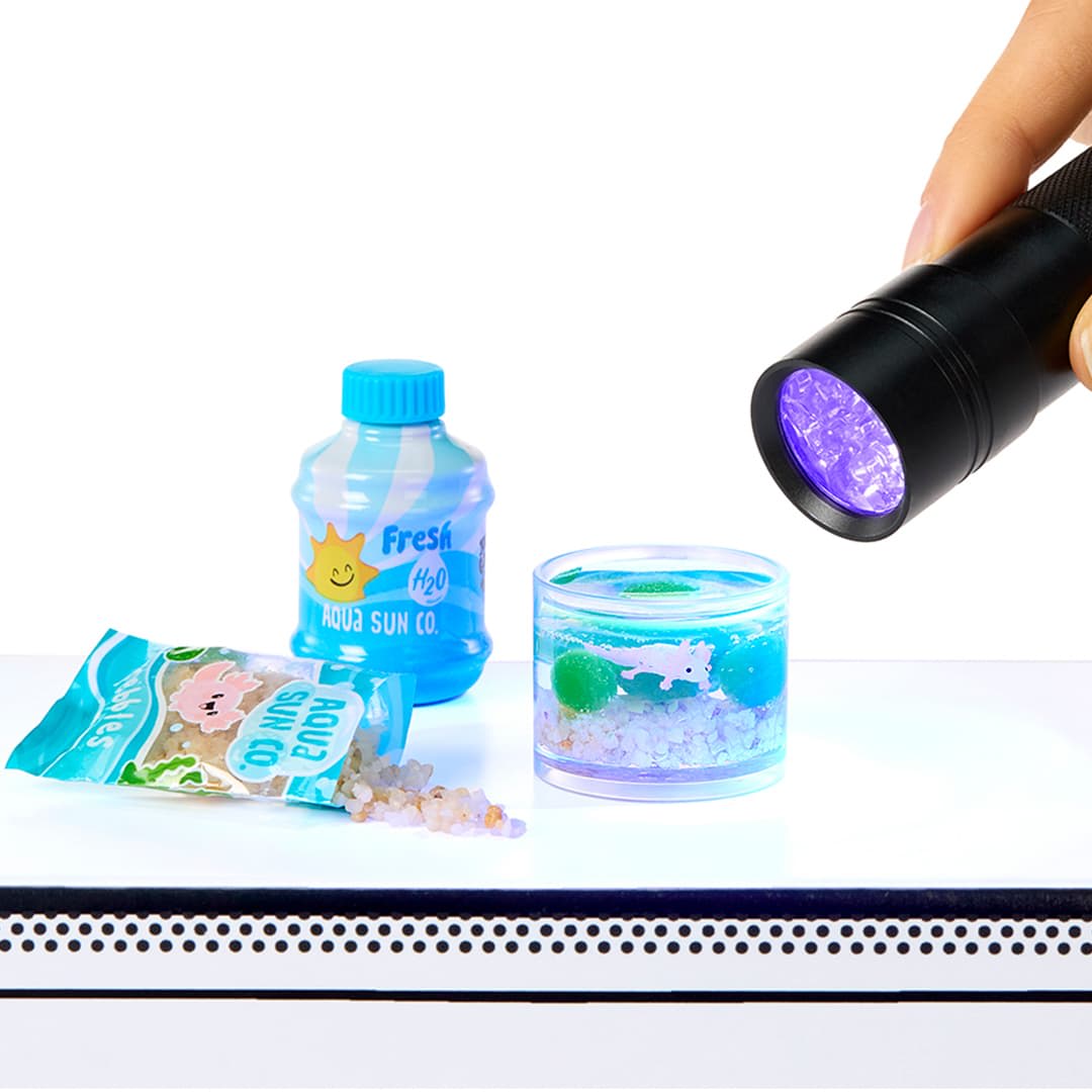 426618-miniverse-animals-4