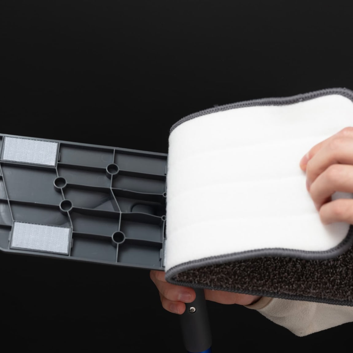 426839-addis-spray-mop-with-extra-refill-9