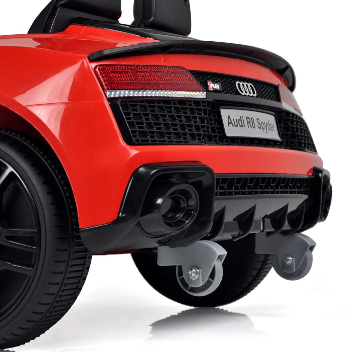 426840-6v-audi-r8-spyder-ride-on-with-rc-7