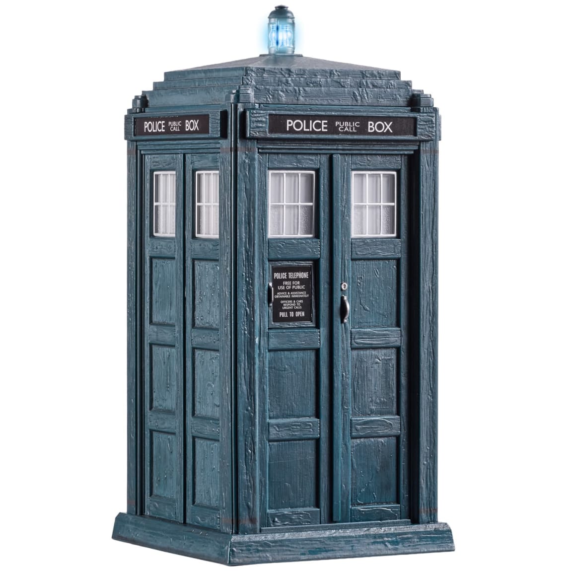 426900-doctor-who-the-fifteenth-doctors-tardis-5