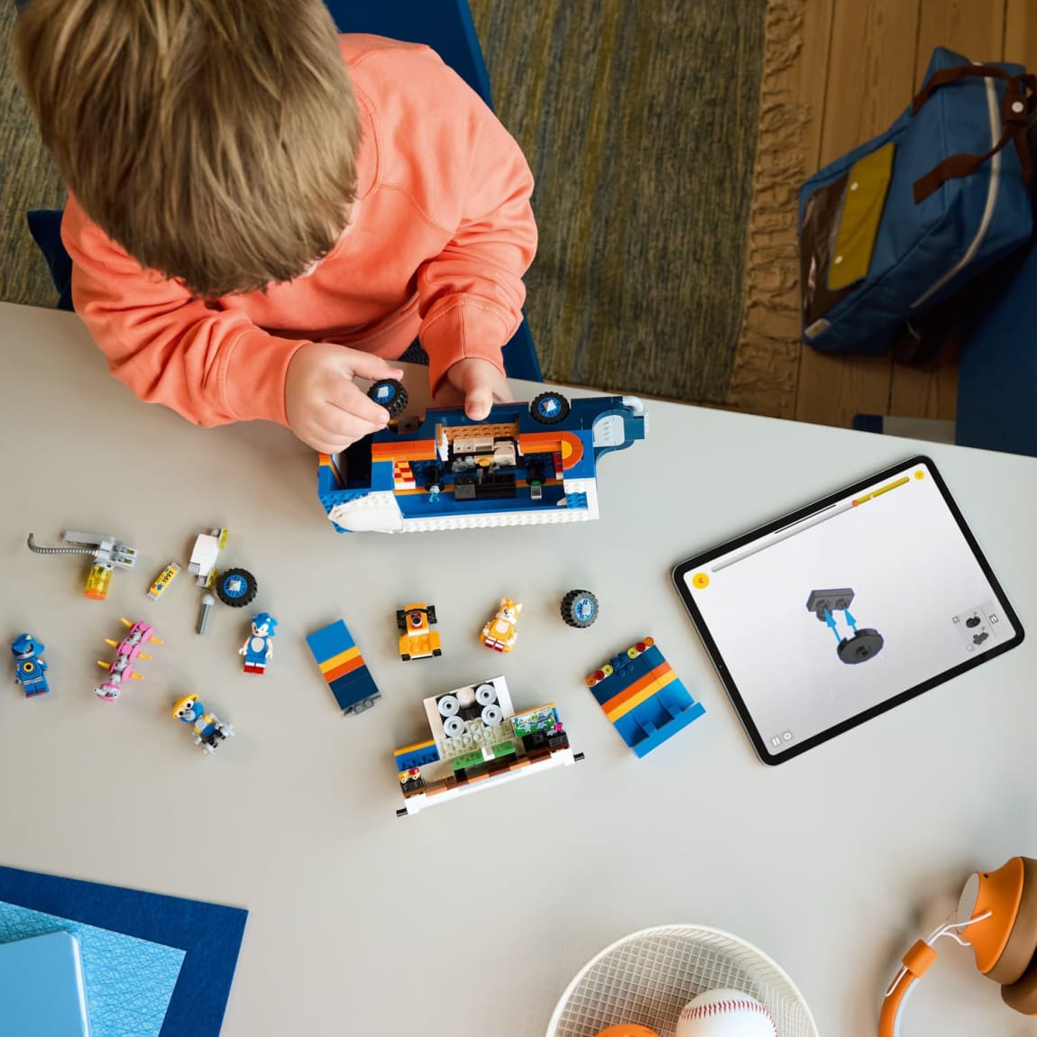 427699-lego-sonic-the-hedgehog-team-sonic-command-truck-5