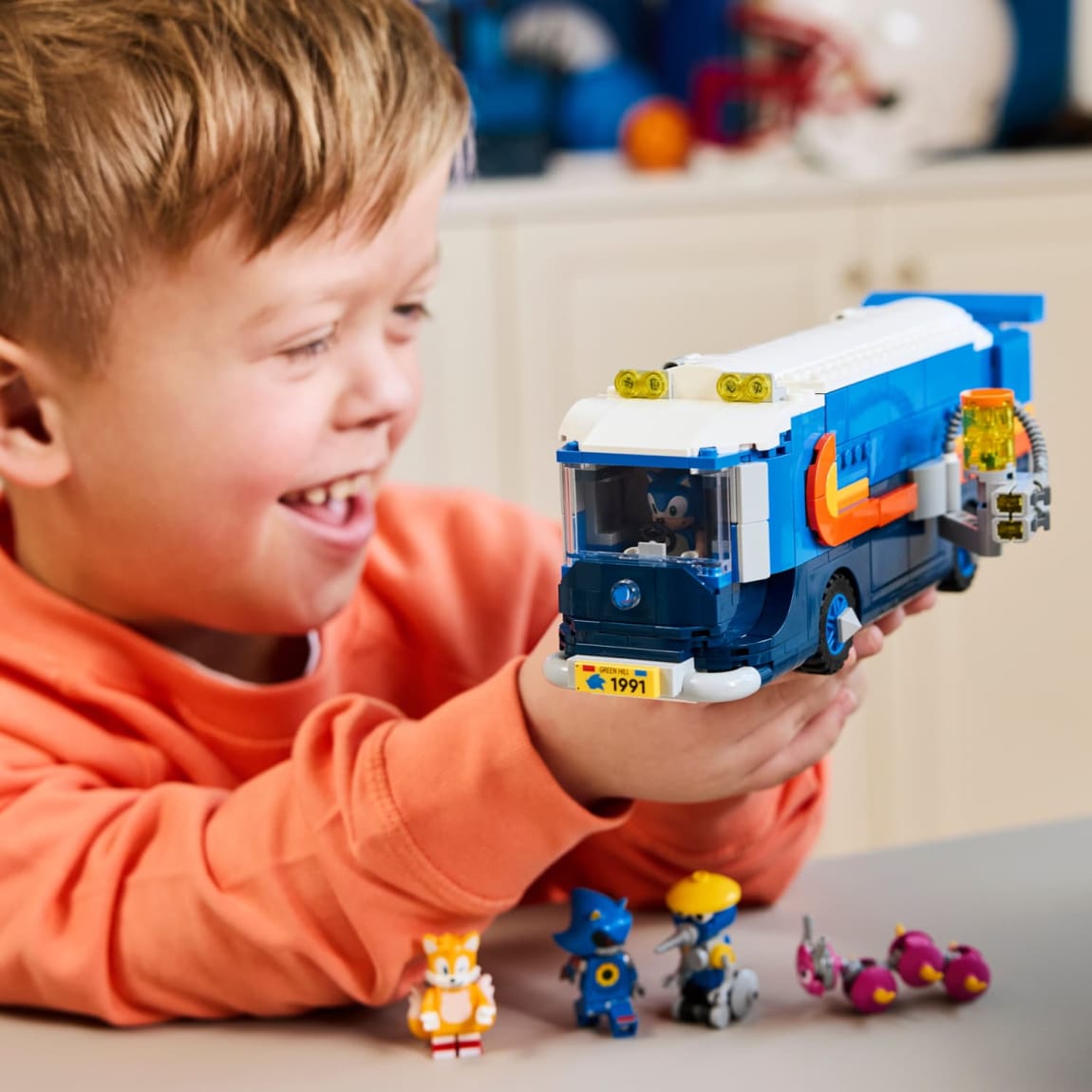 427699-lego-sonic-the-hedgehog-team-sonic-command-truck