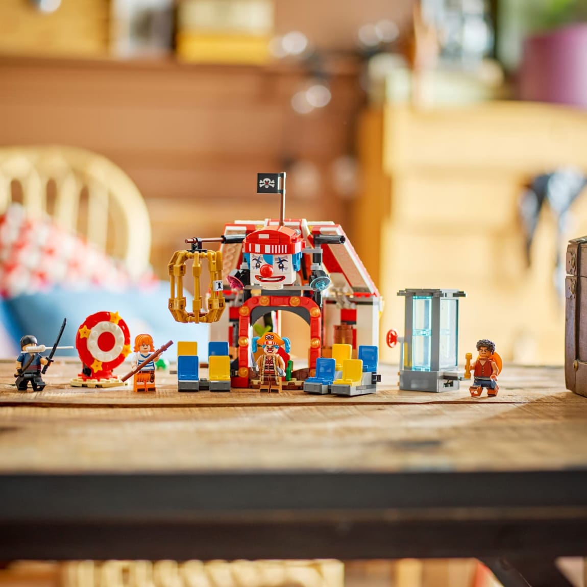 427740-lego-one-piece-buggy-the-clowns-circus-tent-3