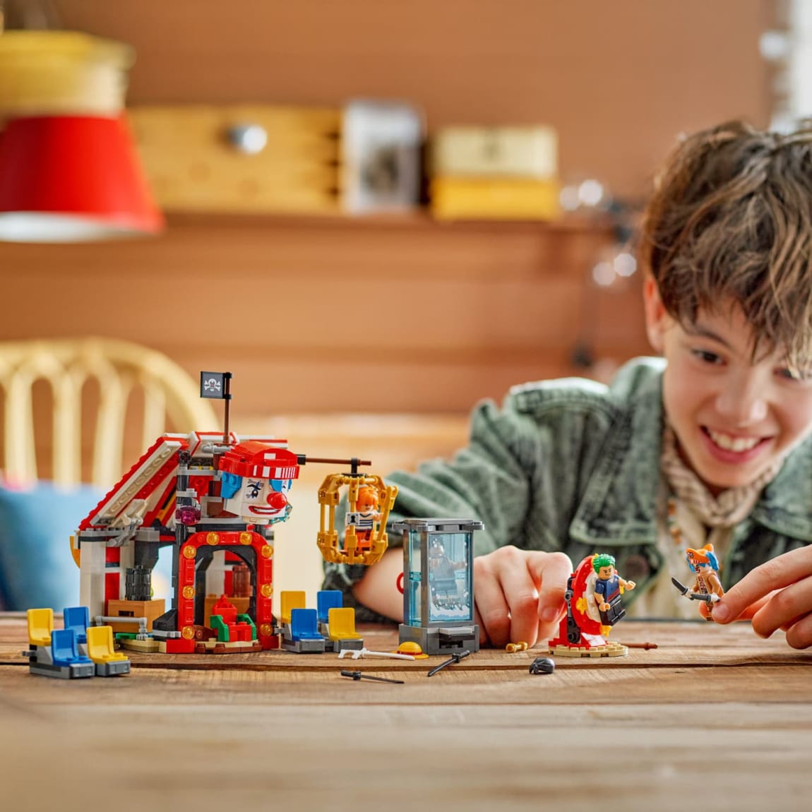 427740-lego-one-piece-buggy-the-clowns-circus-tent-6