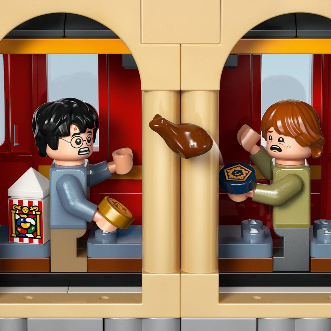 427743-lego-harry-potter-book-nook-hogwarts-express-5