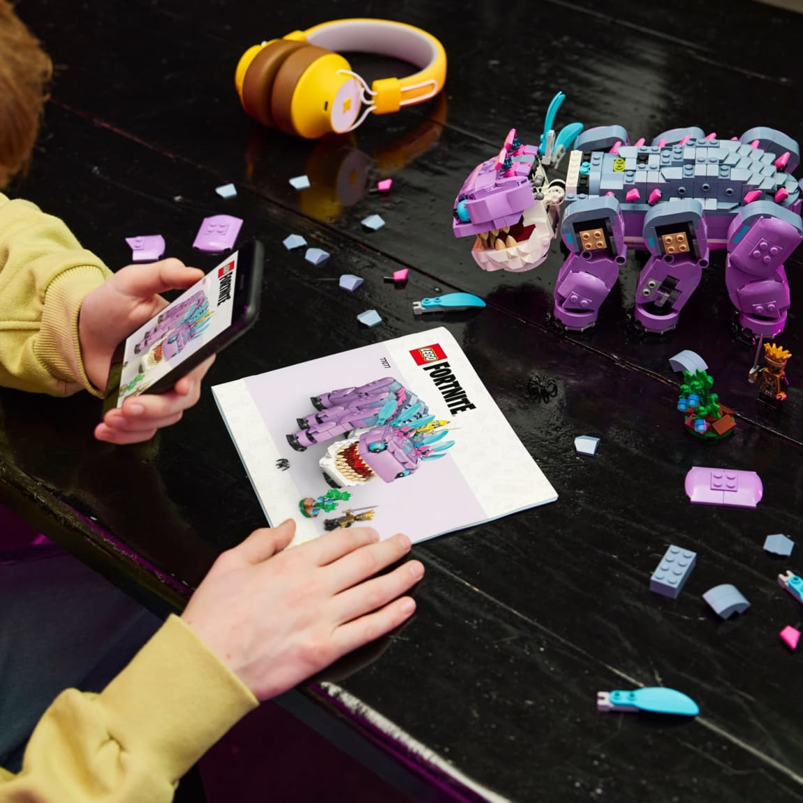 427744-lego-fortnite-klombo-4