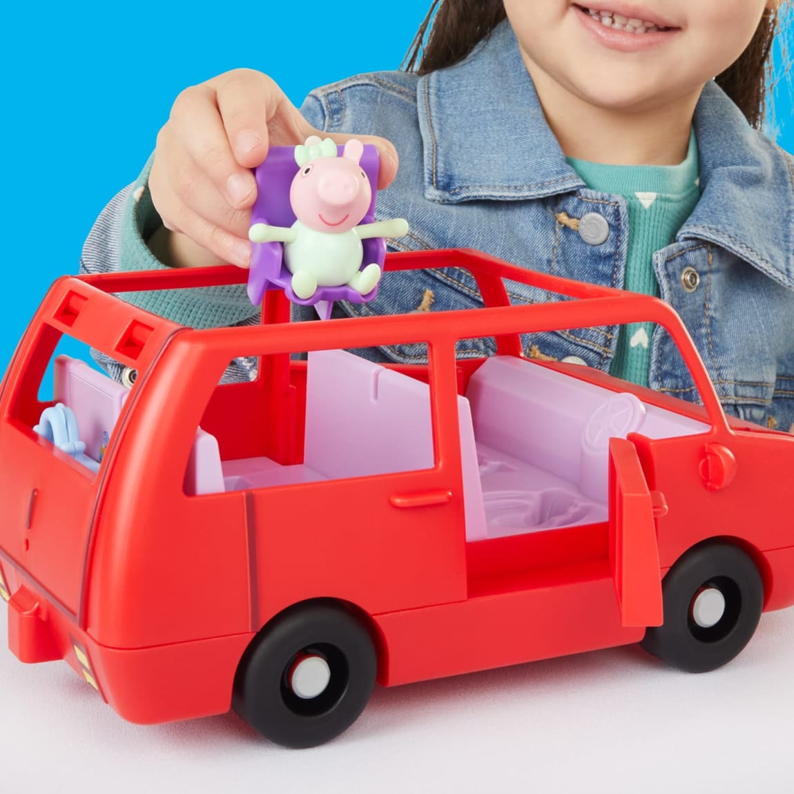 427993-peppa-pig-peppas-big-family-car-4