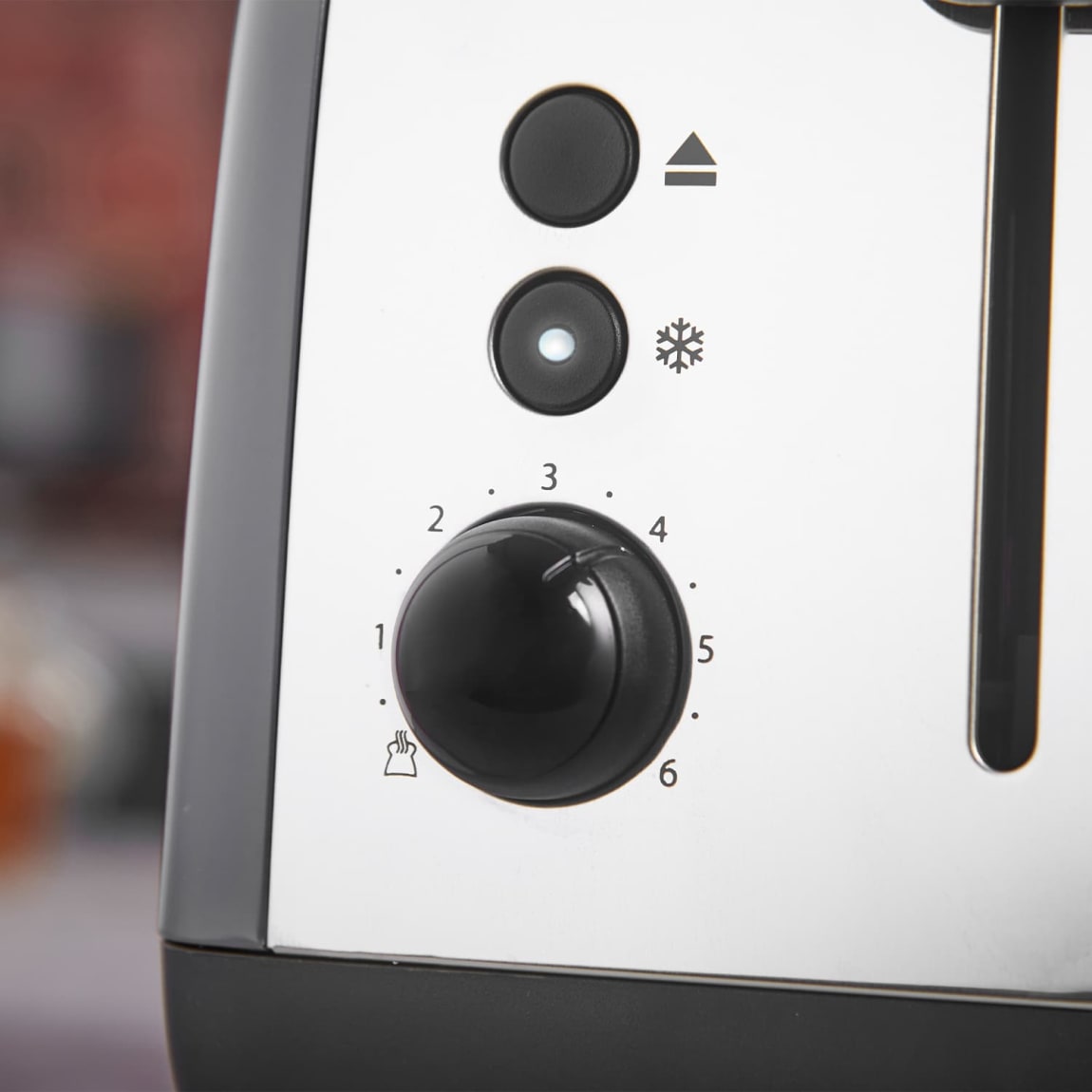 428077-russell-hobbs-2-slice-toaster-grey-7