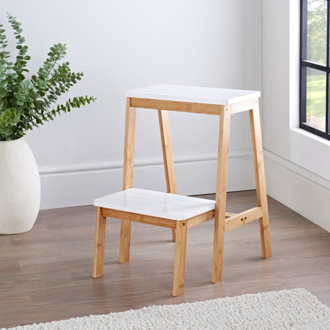 428558-fold-away-step