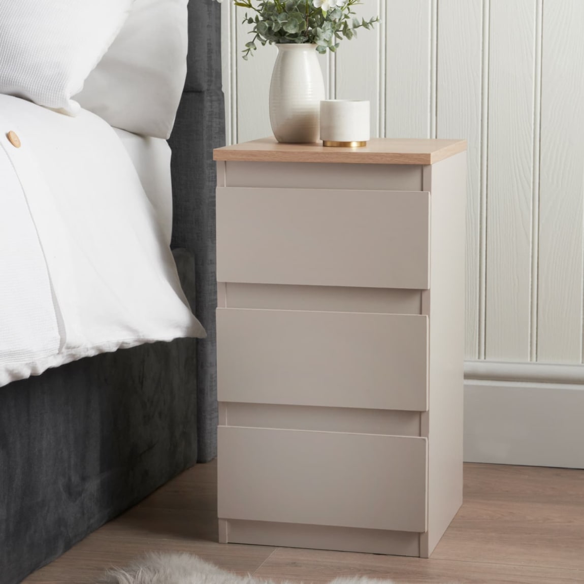 428984-sienna-white-and-oak-bedside