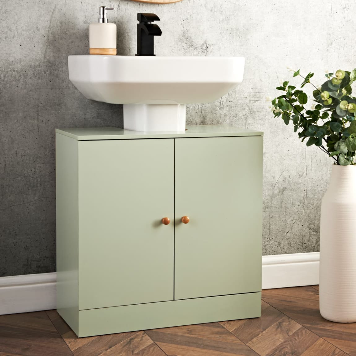 429136-green-undersink