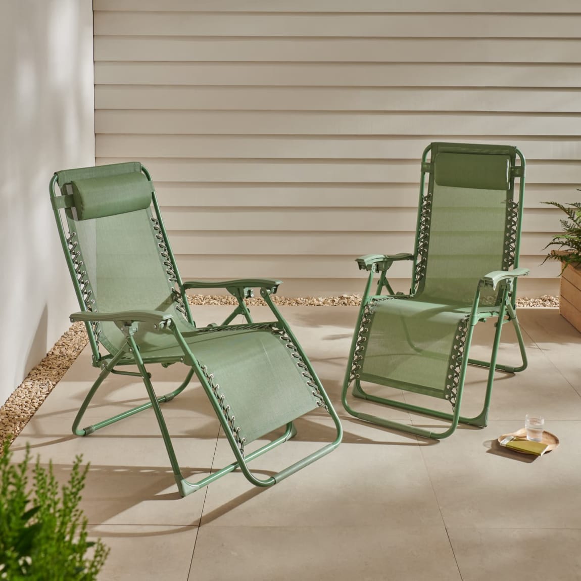 429358-madrid-2-pack-zero-gravity-relaxers-3