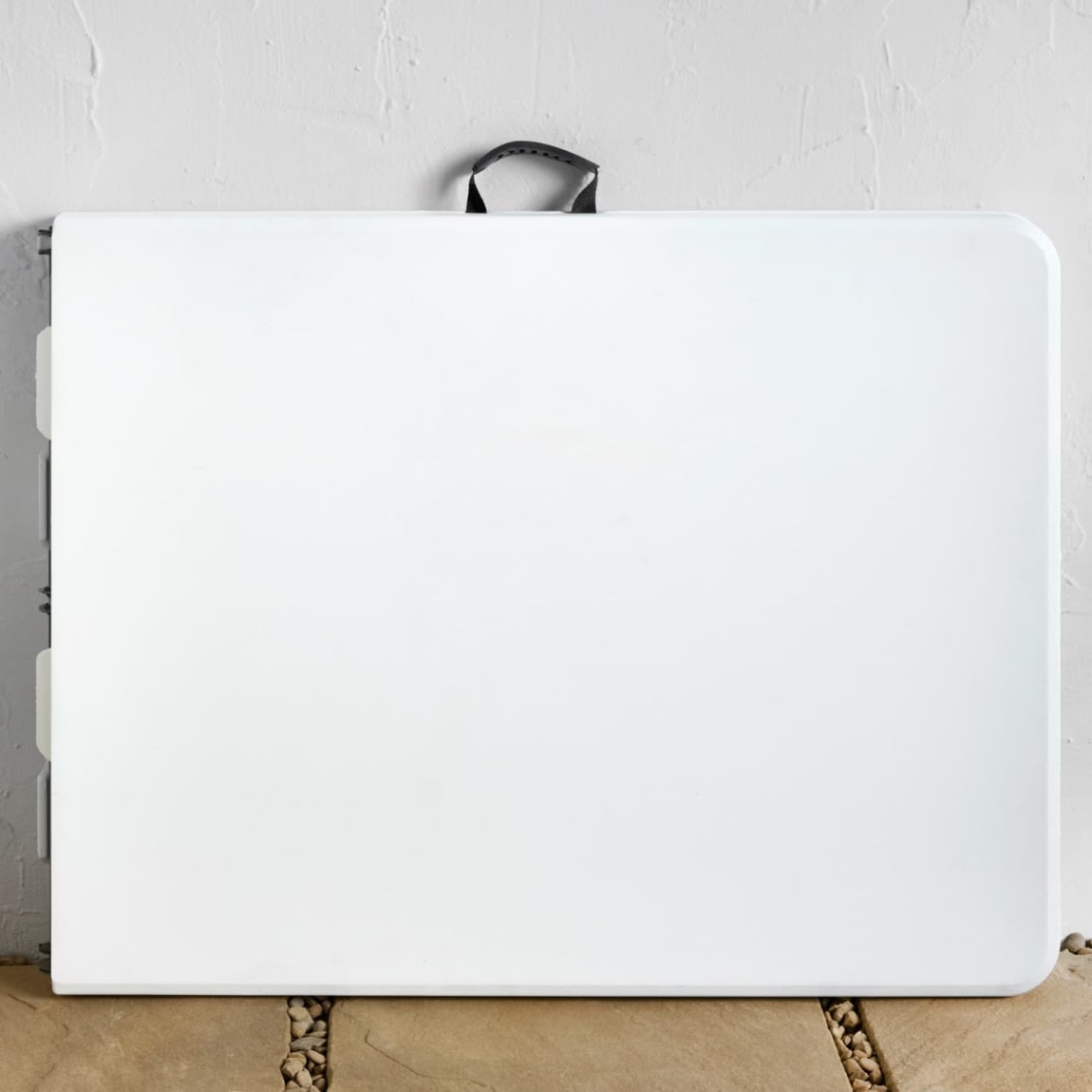 429444-heavy-duty-plastic-6ft-folding-table