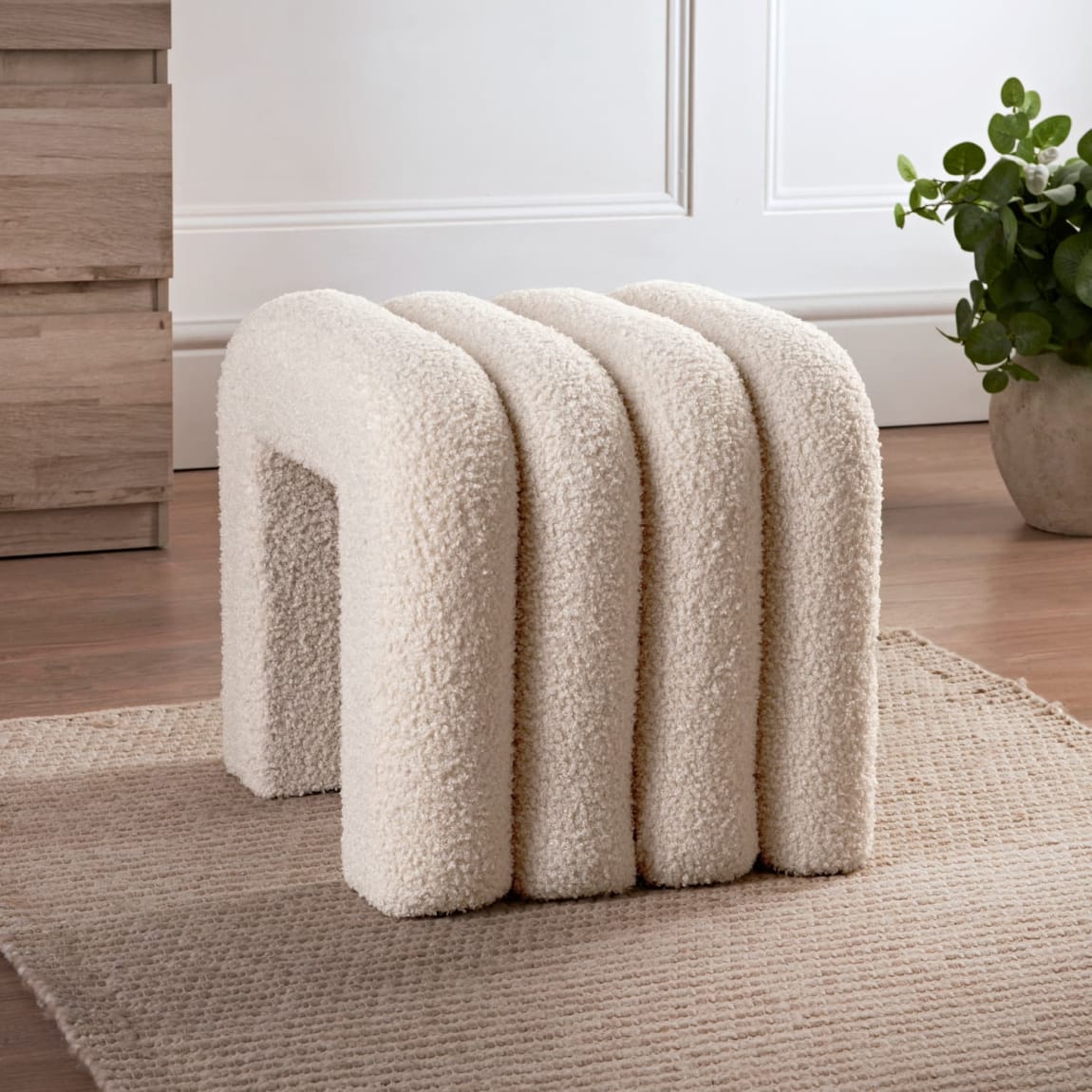430031-teddy-arch-footstool