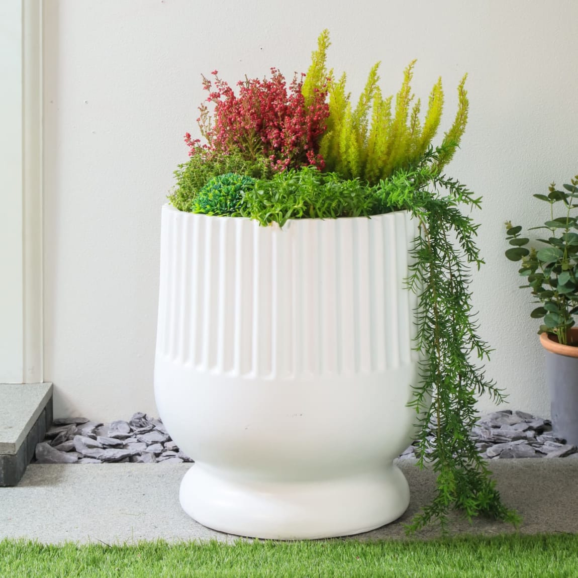 430225-xl-planter-white