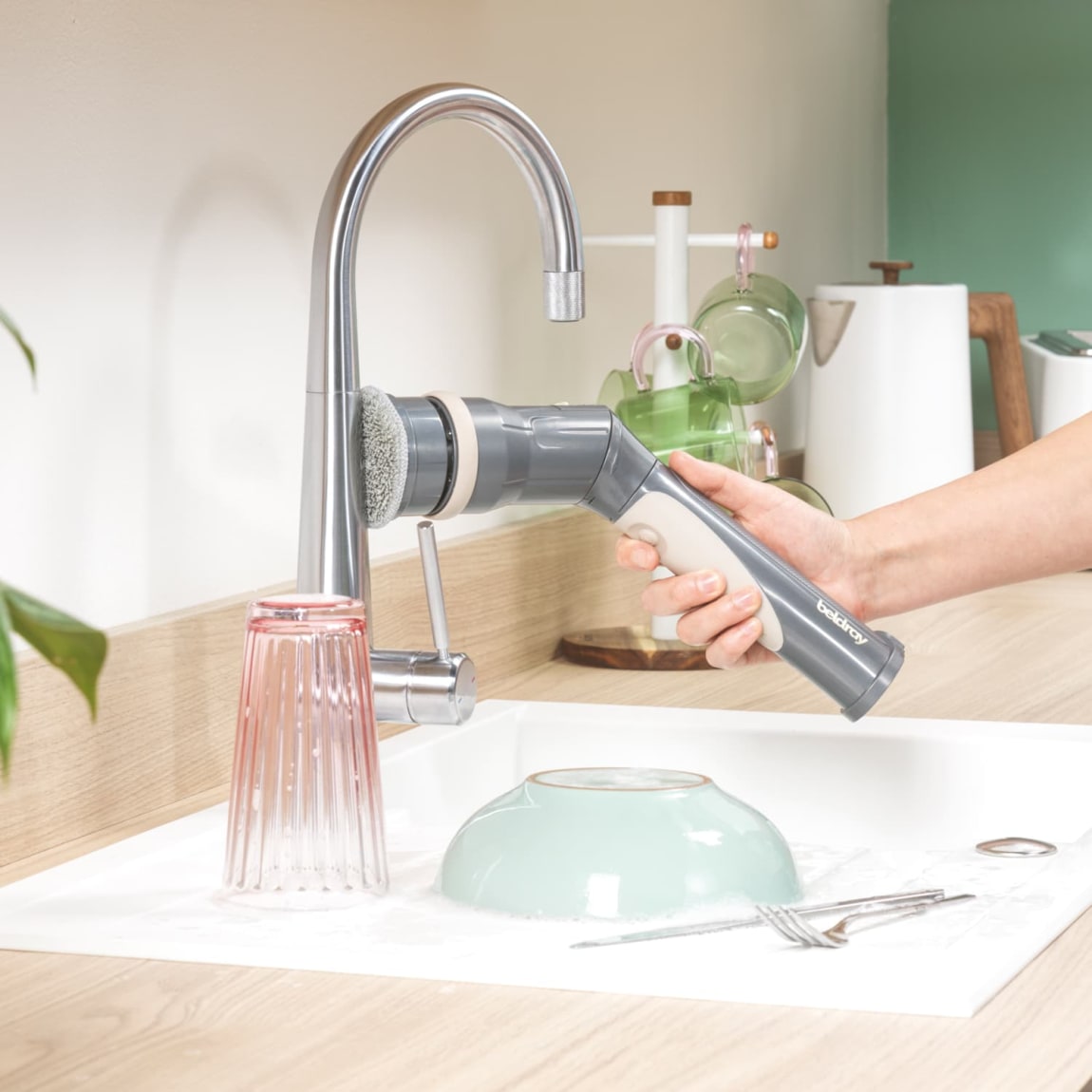 430579-beldray-power-spin-scrubber-13