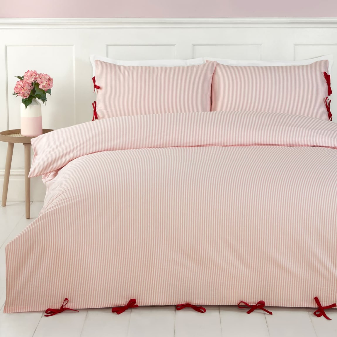 431312-431313-pink-stripe-duvet-set-double-king