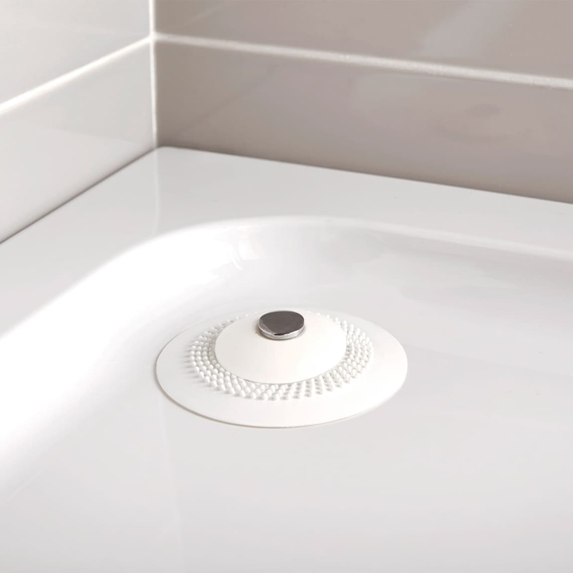 431745-2-in-1-hair-catcher-and-plug-2