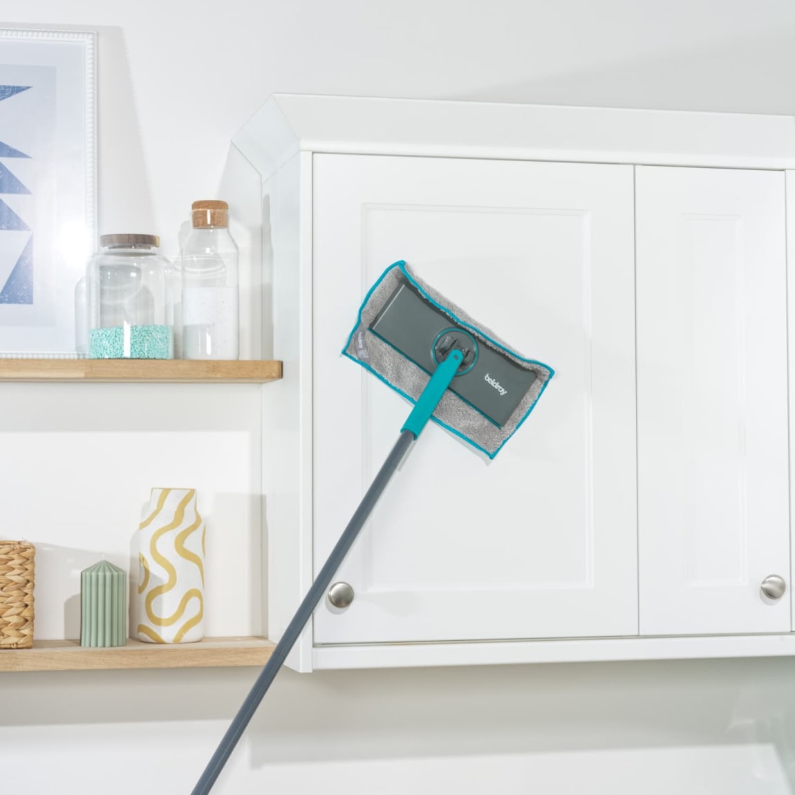 431791-beldray-anti-bac-clip-mop-and-cloth-set-3