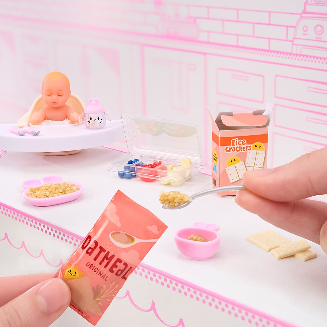 432851-miniverse-mini-real-baby-2