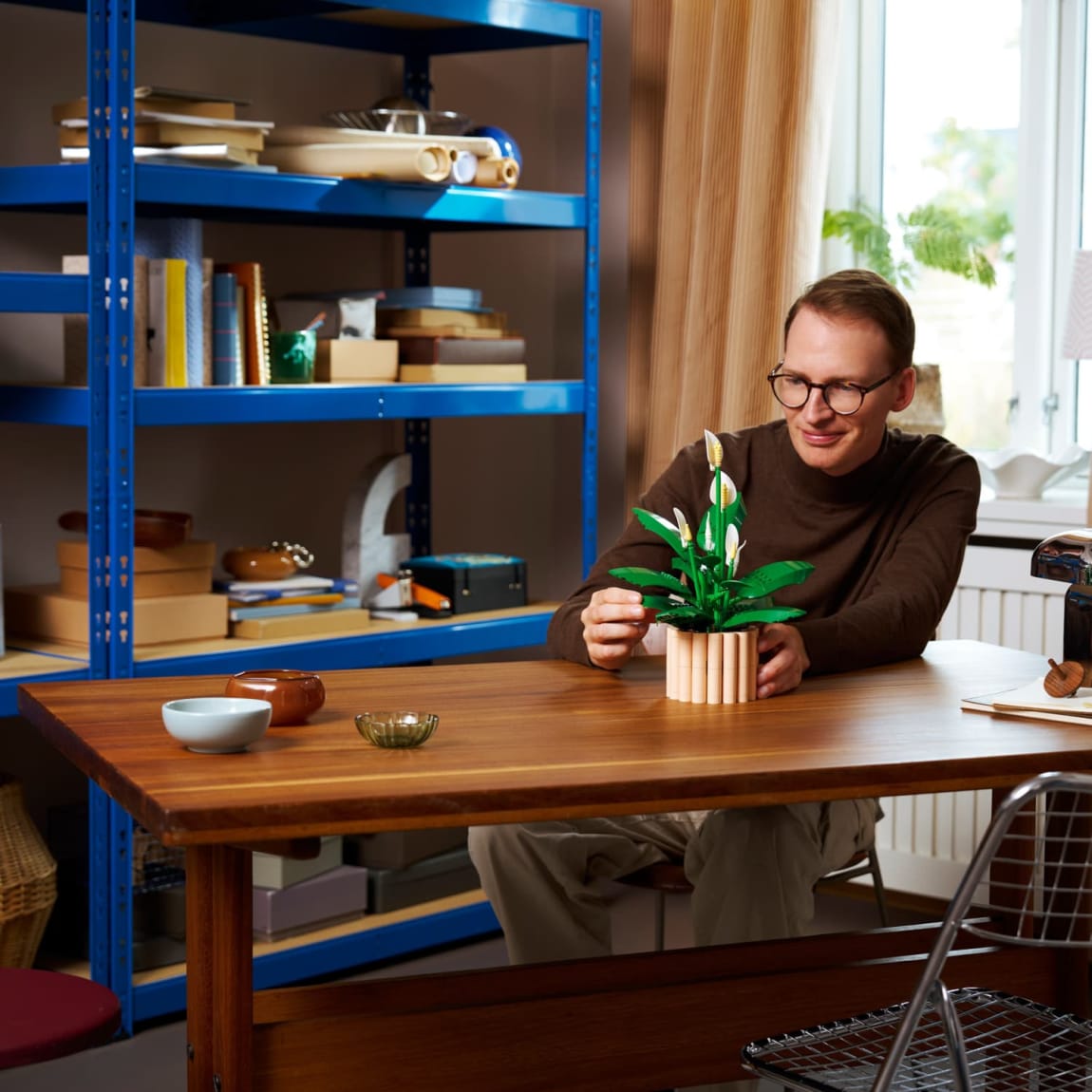 432921-lego-peace-lilly-4