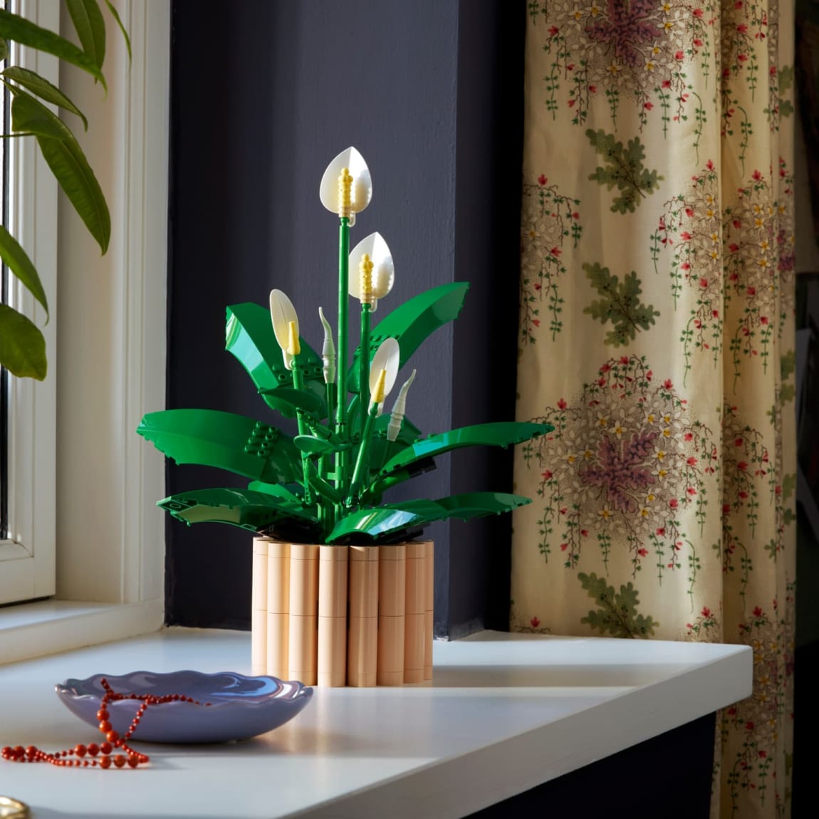 432921-lego-peace-lilly-6