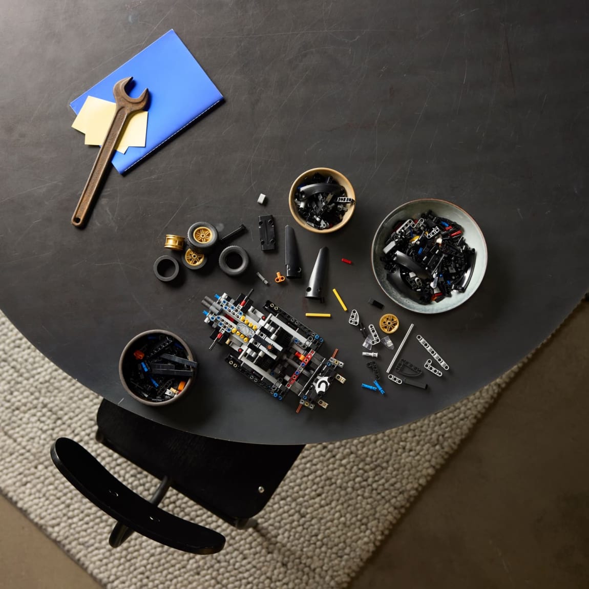 432924-lego-technic-1966-ford-gt40-mkii-race-car-3