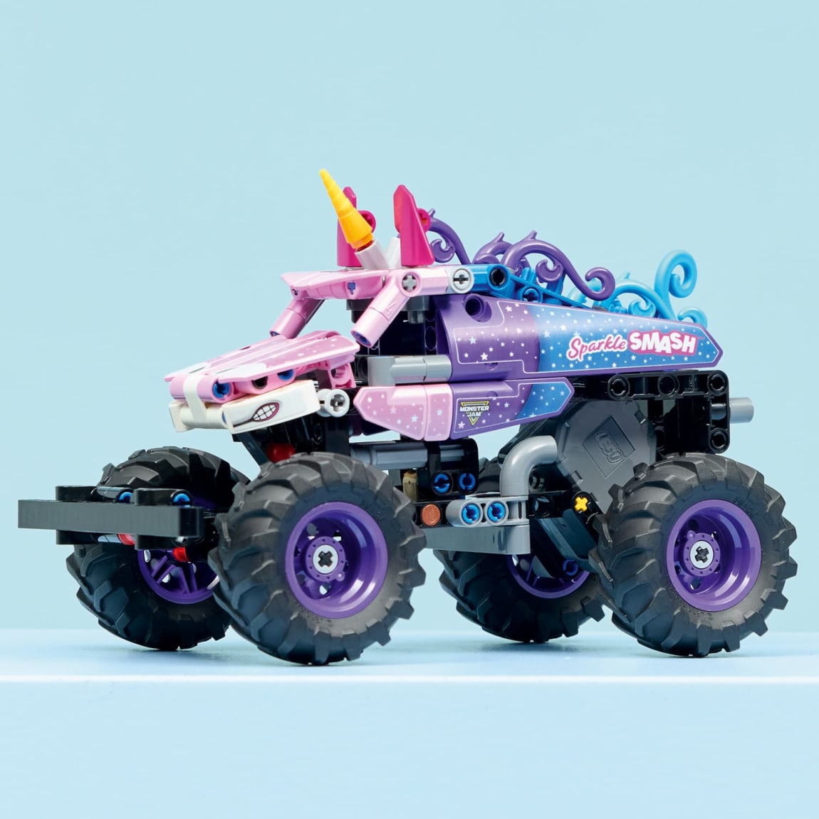 432928-lego-technic-monster-jam-sparkle-smash-pull-back-2