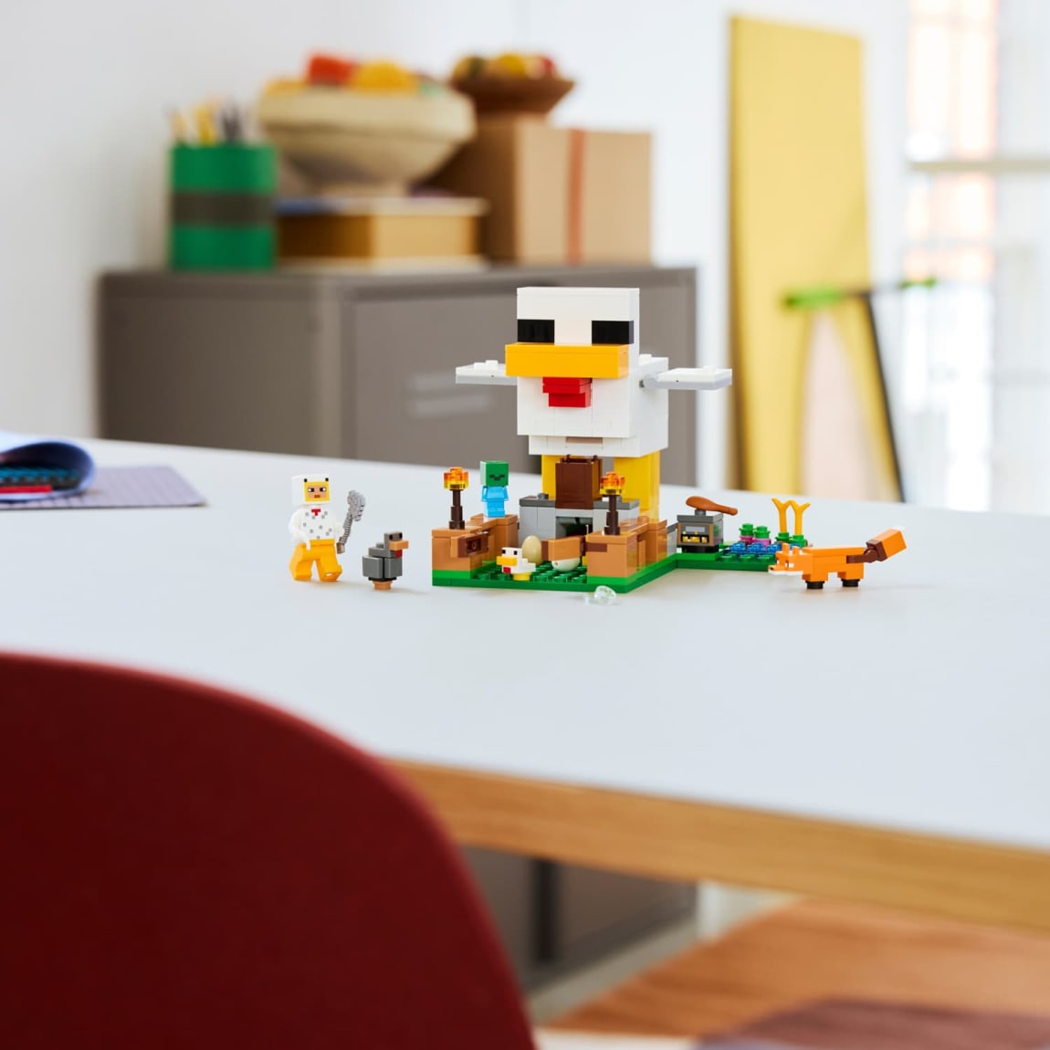 432976-lego-minecraft-chicken-farm-8