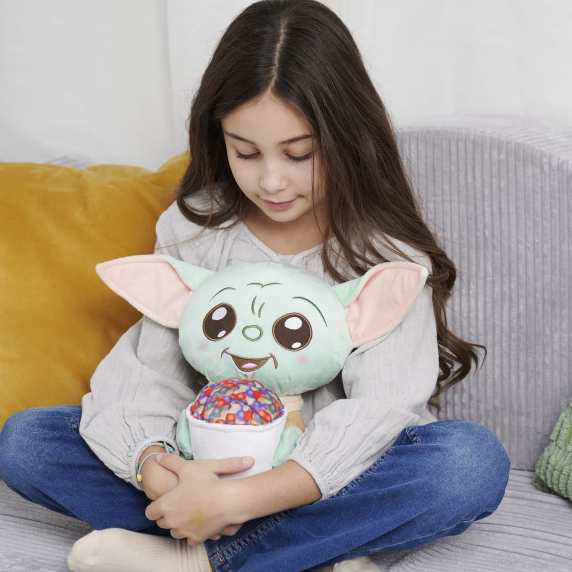 433468-grogu-and-popcorn-plush-5