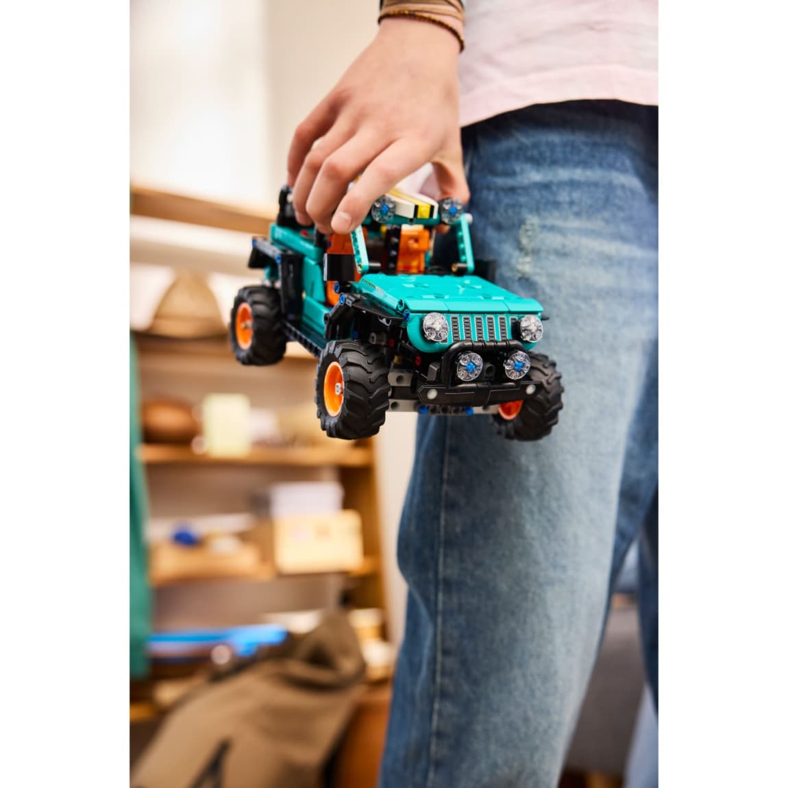 433723-jeep-wrangler-rubicon-suv-42227-4