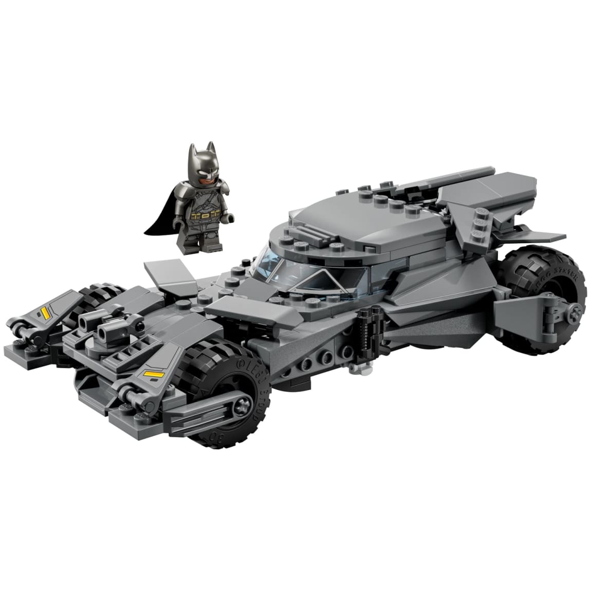 433730-lego-batman-v-superman-batmobile-76331-3
