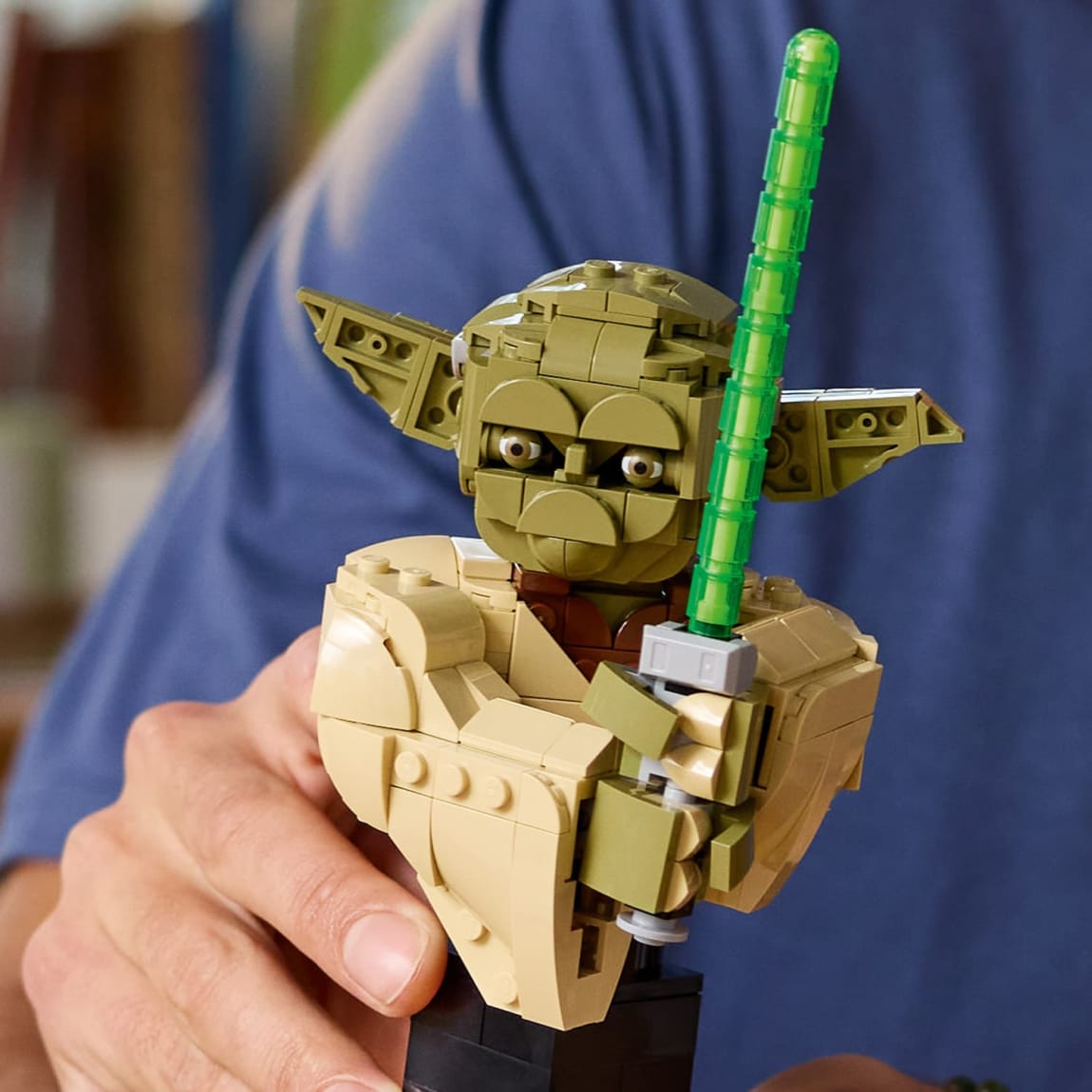 433732-lego-yoda-bust-75438-4