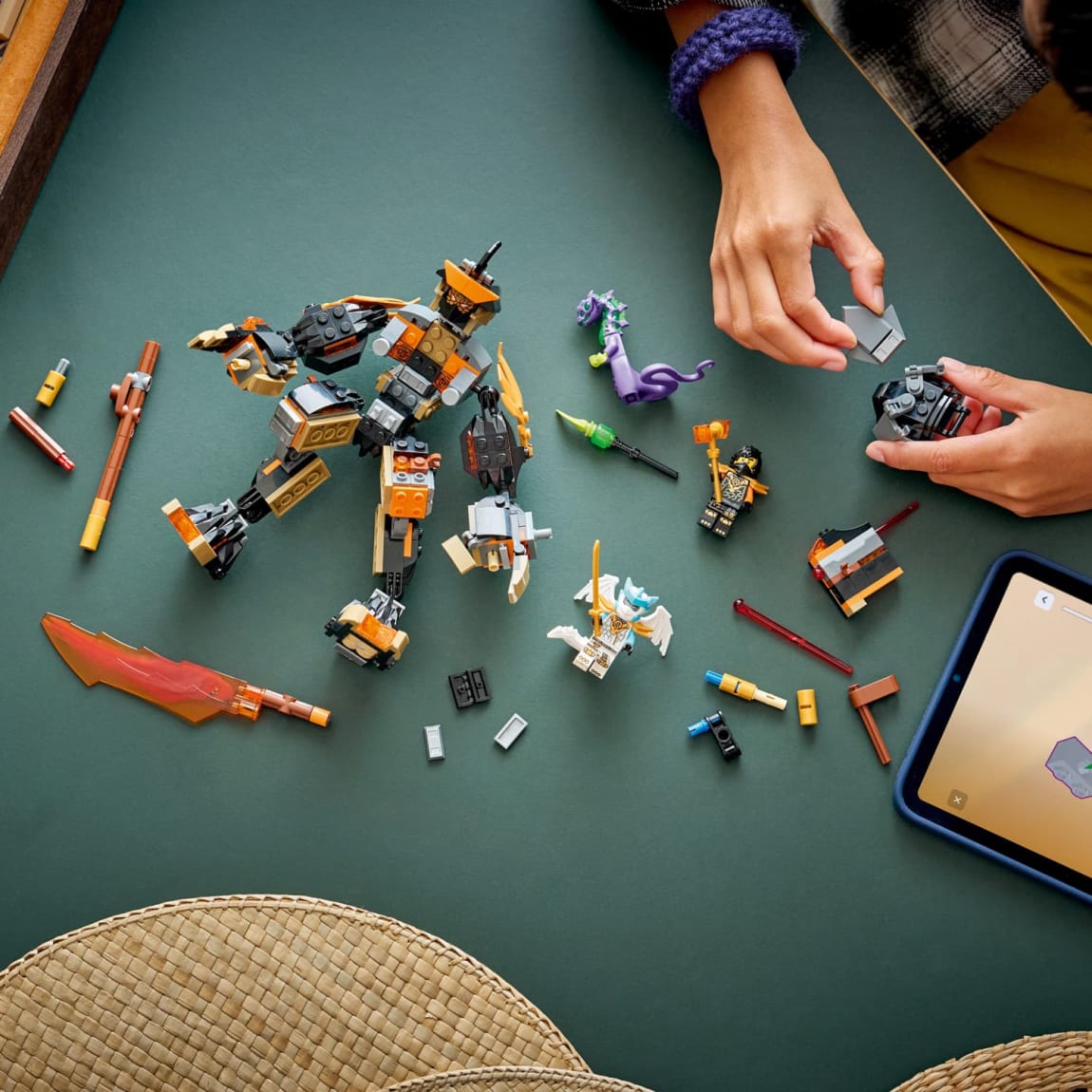 434027-lego-ninjagocoles-mission-mech-and-dragon-zane-4