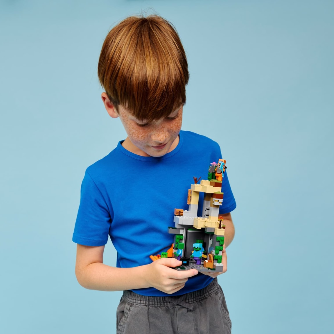 434028-lego-minecraft-zombie-dungeon-3