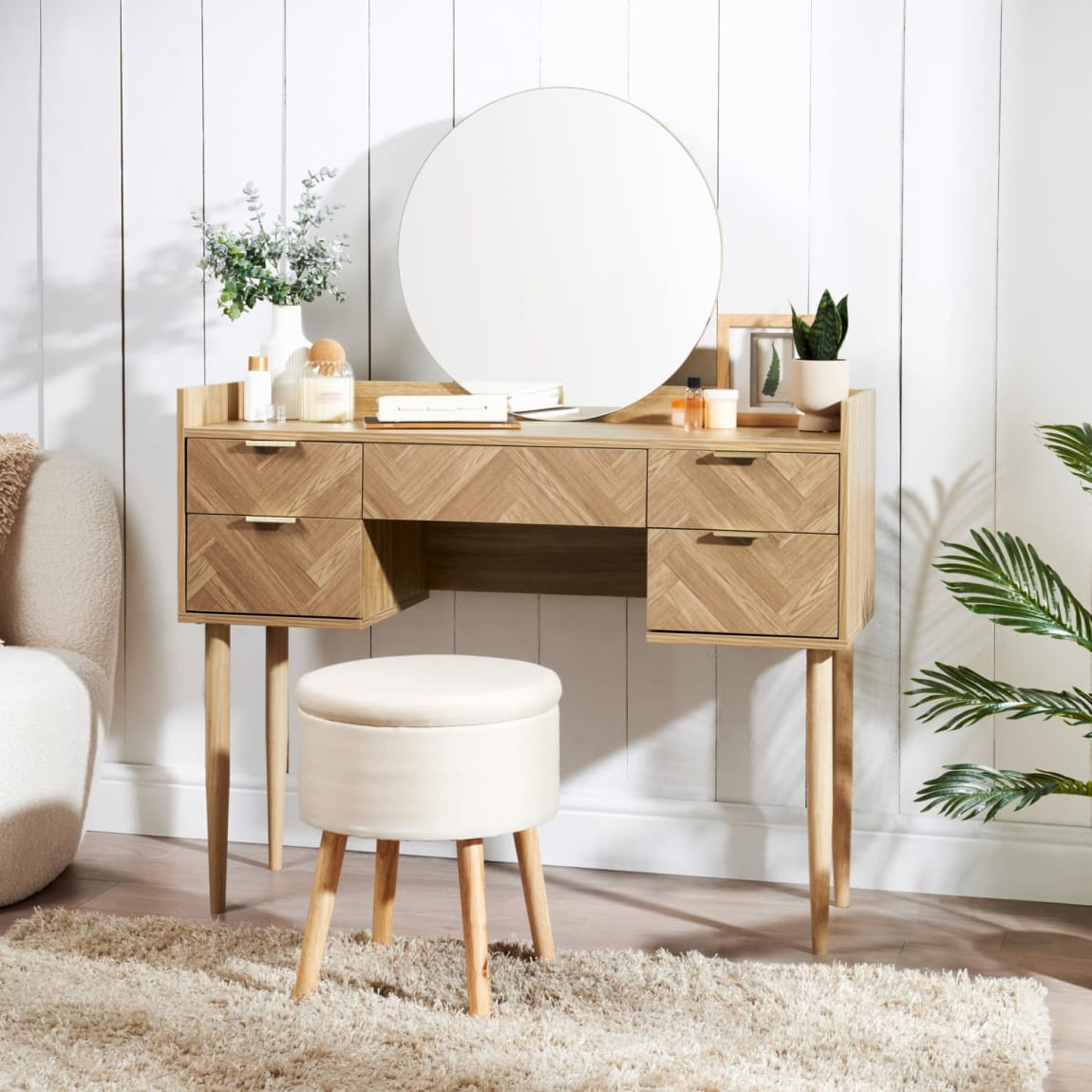 434364-laurel-dressing-table