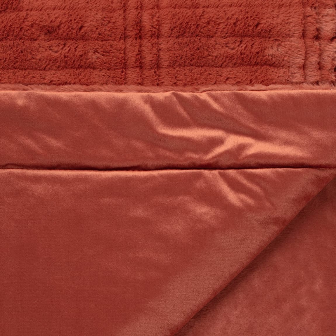 435102-faux-fur-throw-rust-4