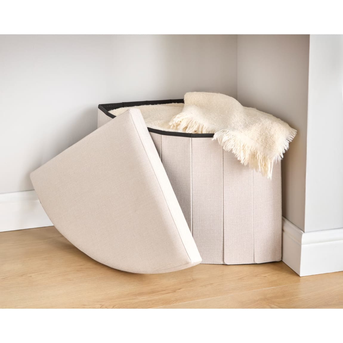 435188-cream-linen-effect-corner-box-2