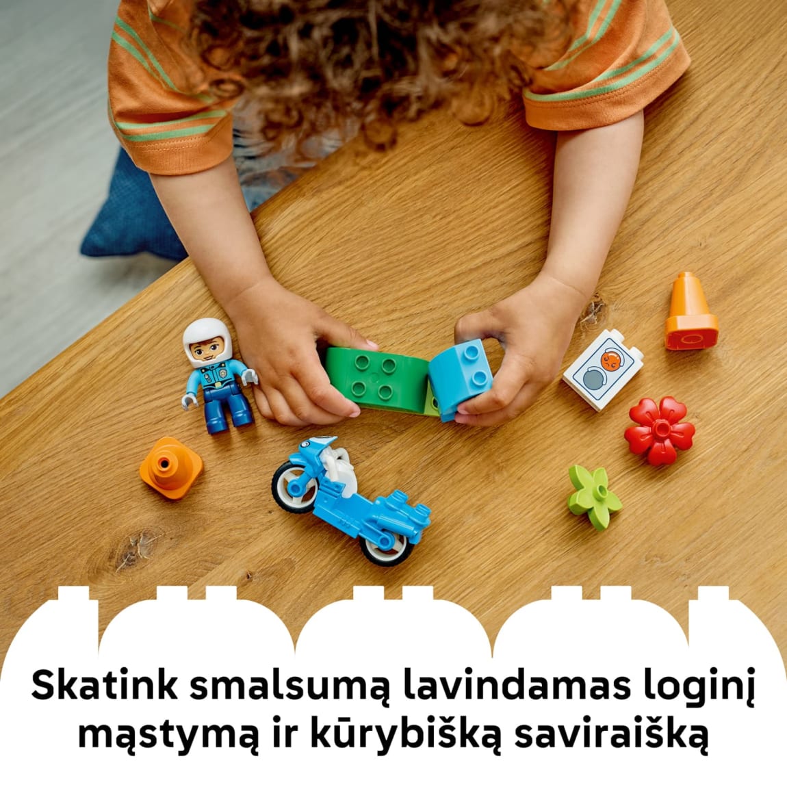 435340-blue-police-motorcycle-10471-9