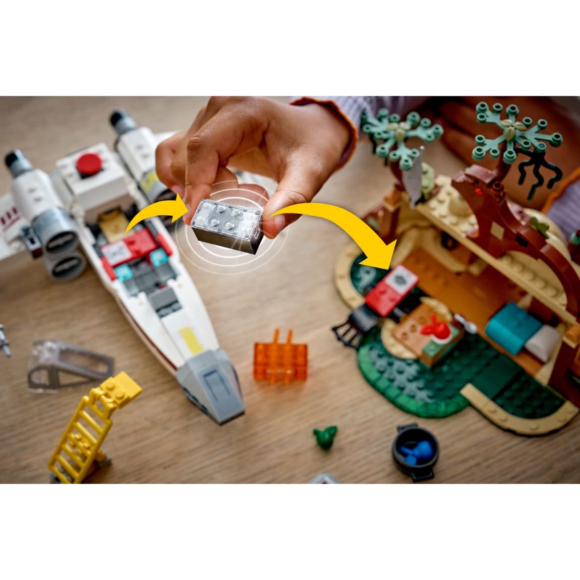 435400-lego-smart-play-yodas-hut-and-jedi-training-75422-3