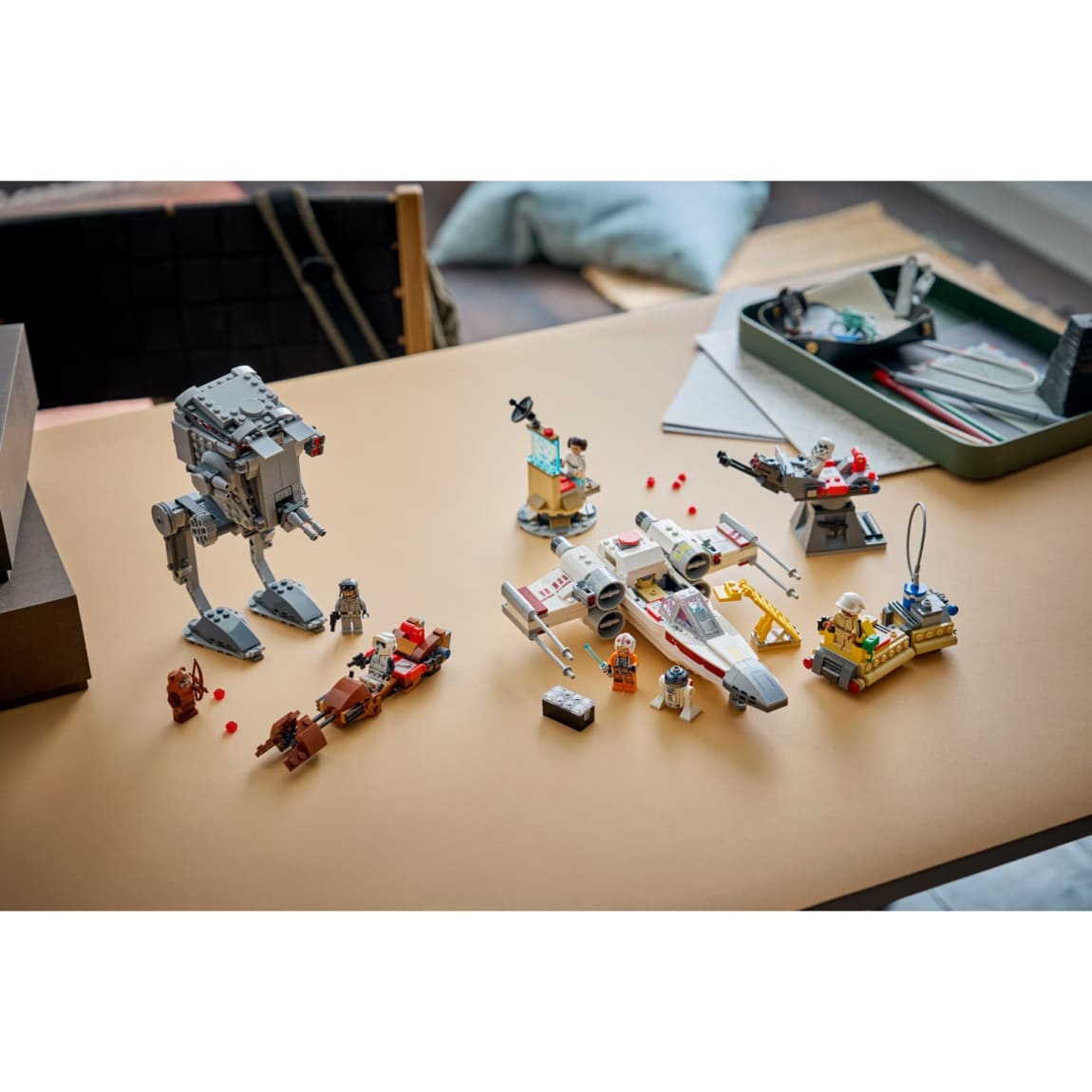 435402-lego-smart-play-at-st-attack-on-endor-75424-2