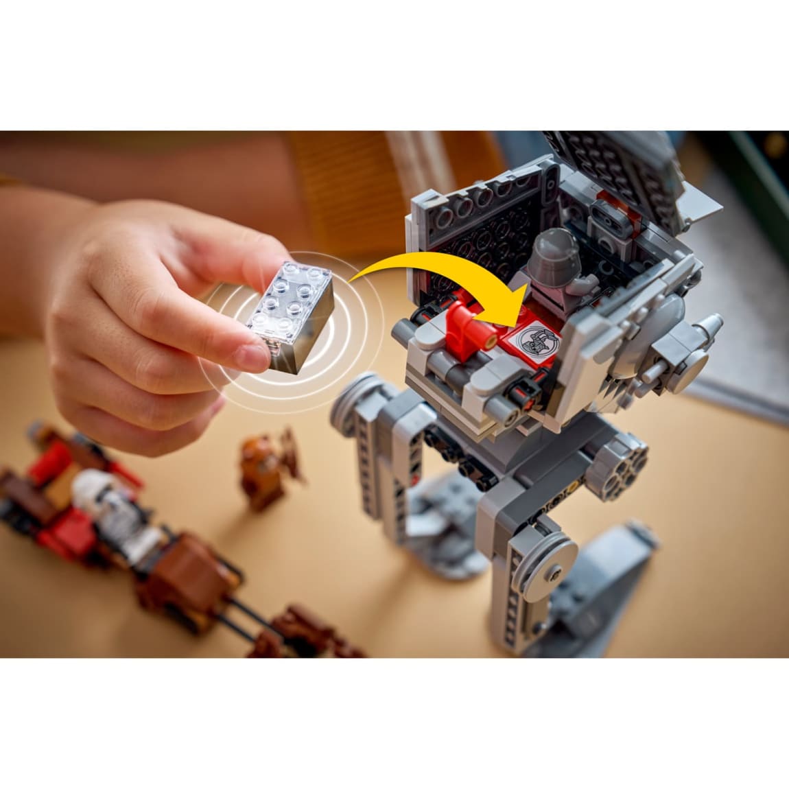 435402-lego-smart-play-at-st-attack-on-endor-75424-3