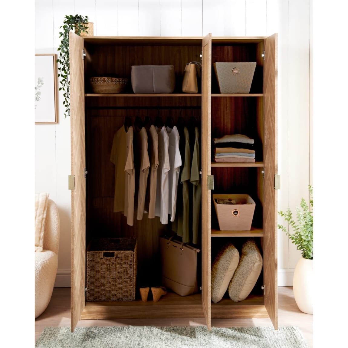 435625-laurel-wardrobe-3