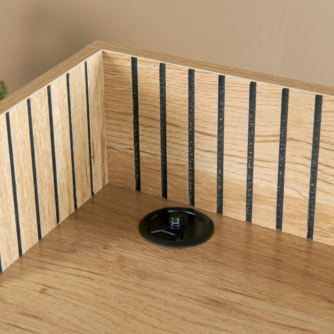 435669-bernie-desk-2