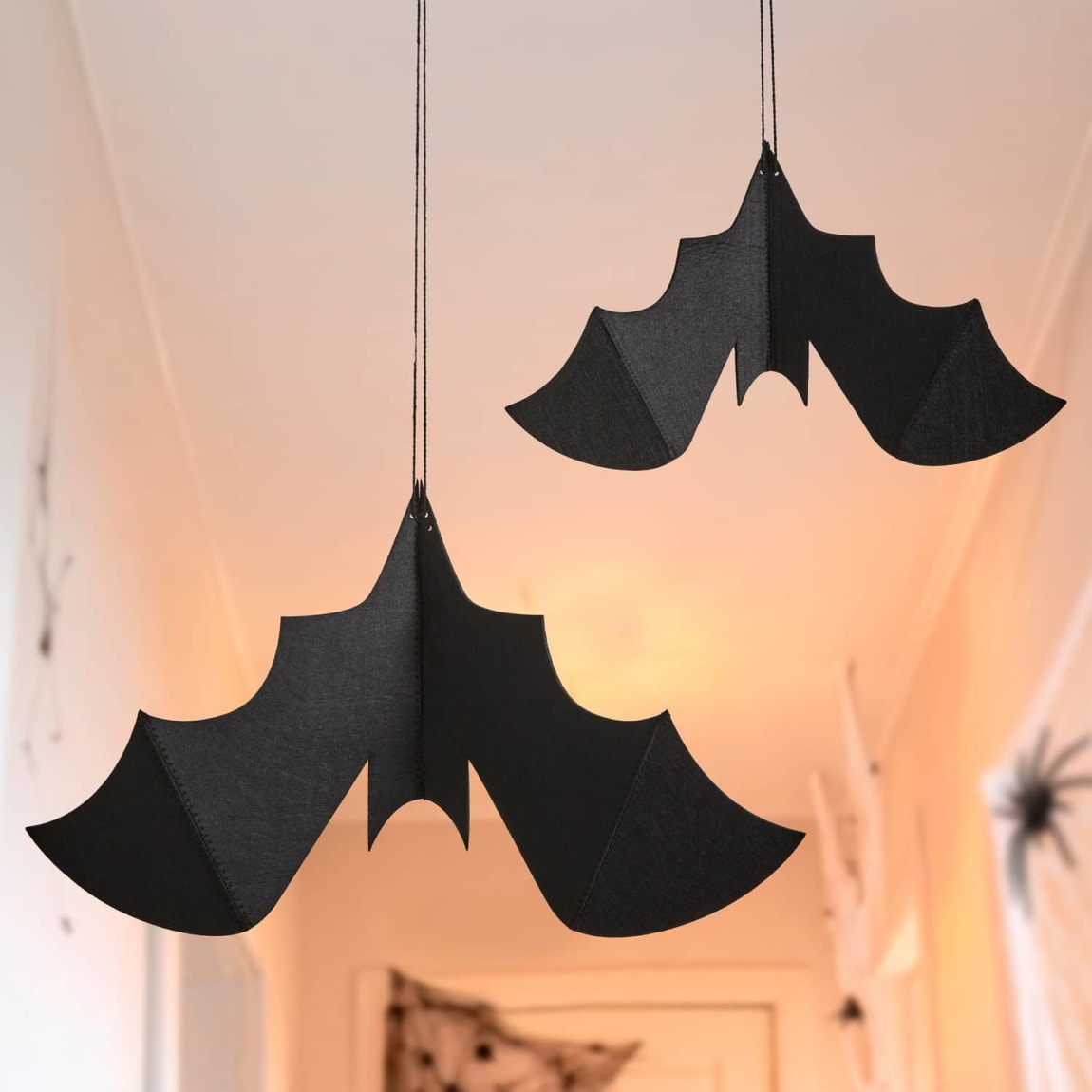 435829-2pk-felt-hanging-bats