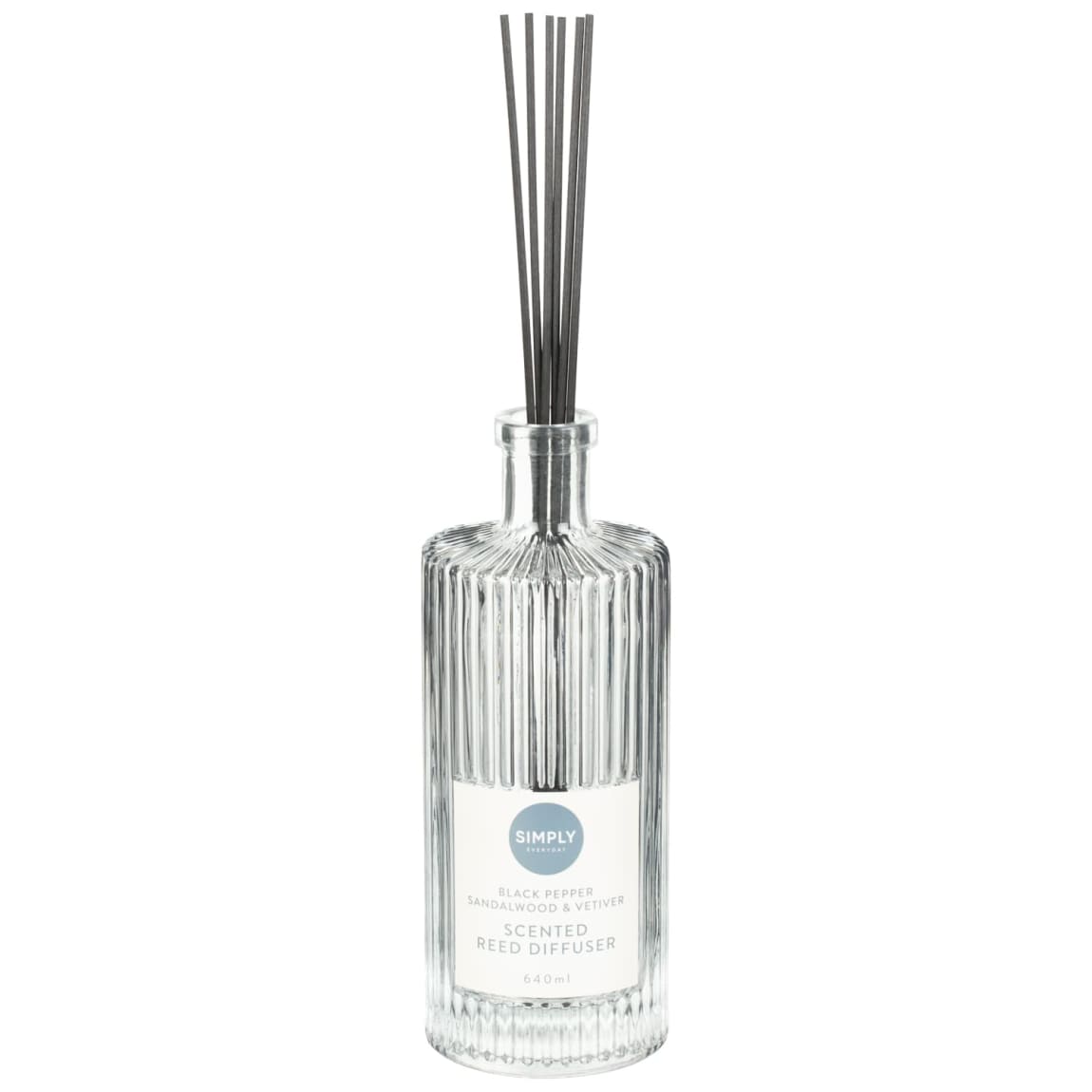 435923-scented-reed-diffuser-black-pepper-sandalwood-and-vetiver