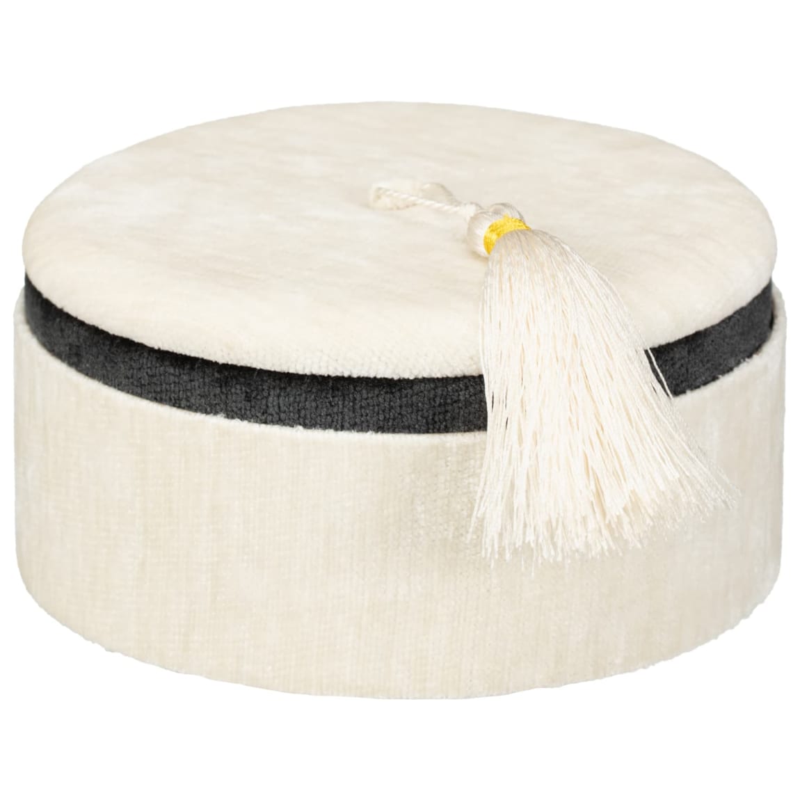 436117-velvet-jewellery-box-with-tassel