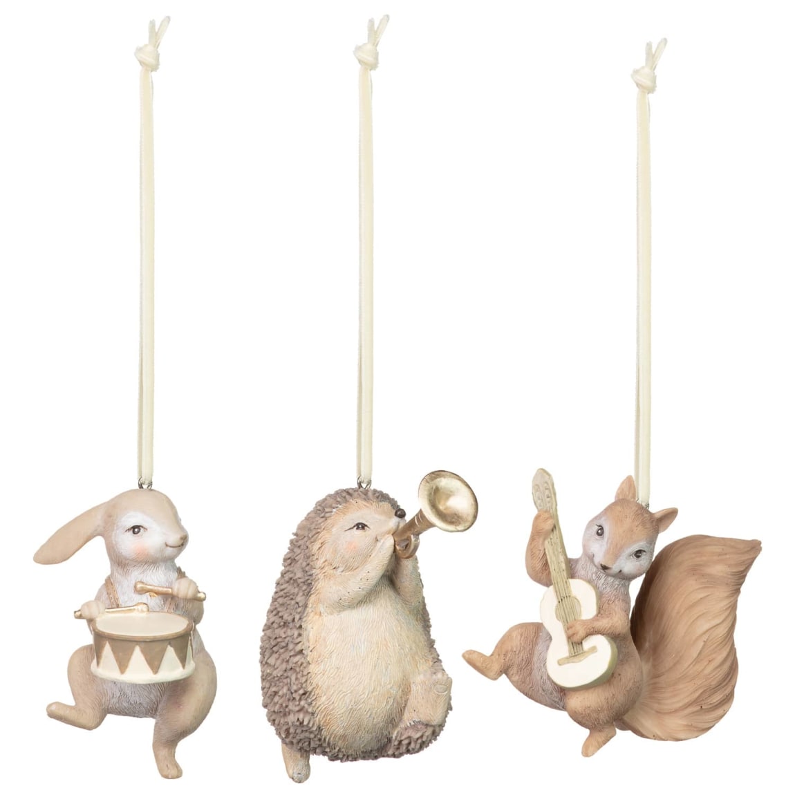 436533-woodland-animals-with-instruments-tree-decorations-group