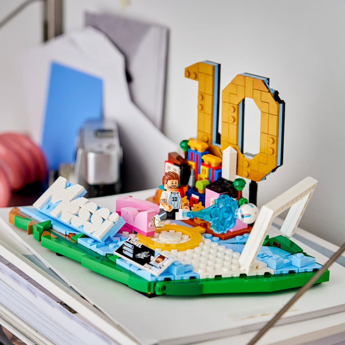 436607-lego-lionel-messi-soccer-highlights-43011-3